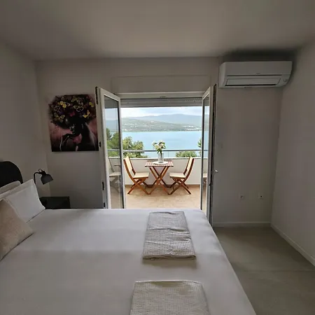 Sunny Side * Трогір